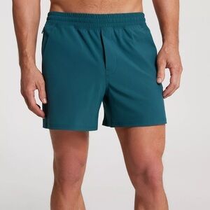 NWT VRST Men’s 5” All-In Unlined Shorts in Blue Green in size L